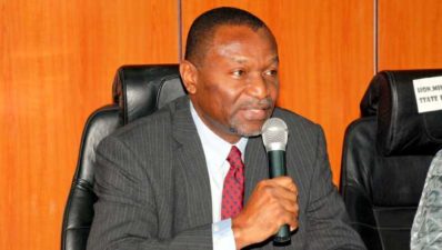 Minister assures recession to end in 2017