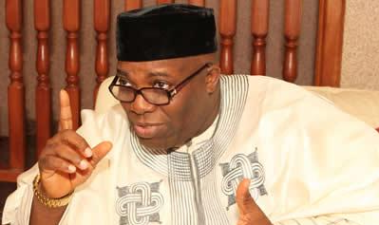 EFCC operatives allegedly ‘storm’ Doyin Okupe’s home