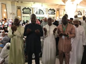 PHOTO NEWS: JOURNALISTS SUPPLICATE AS PILGRIMS ROUND UP IN MAKKAH