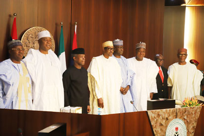 FEC-now-President-with-party-leaders.jpg