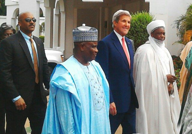 John-Kerry-Eulogises-Sultan-of-Sokoto.jpg