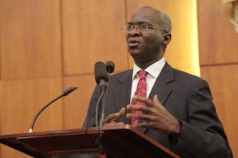 Answer Ministry’s query on why 408 feeders with capacity to supply 5,756mw power to Nigerians carry only 444mw, Fashola lambasts DisCos