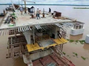 Nigerian Government awards N206bn contract for Second Niger Bridge