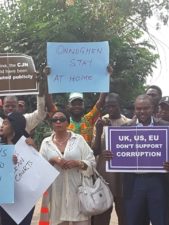 OnnoghenGate: 200 NGOs protest, tell Buhari, “We are behind you against corrupt judiciary” as NBA boycott shunned in Lagos