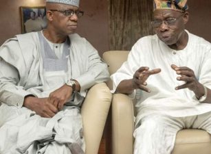 Obasanjo visits Ogun Governor, says “I came to welcome him to the seat”