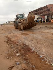 Repairs of Kola, Moshalashi Alagbado bad portions begin on Lagos-Abeokuta Expressway