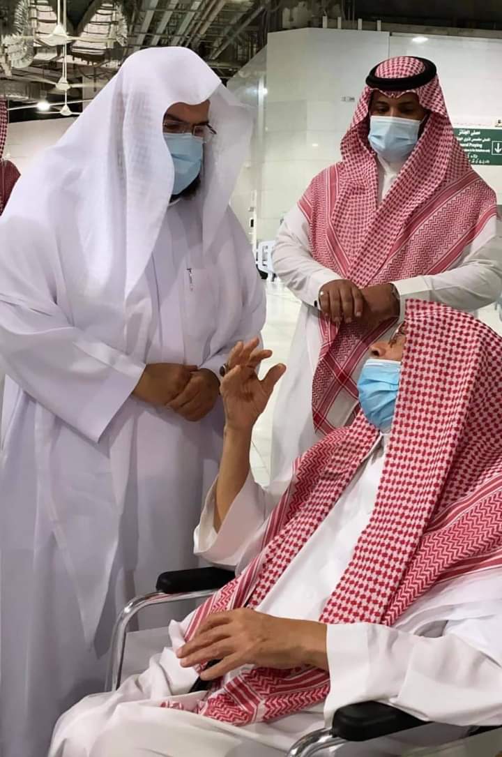 Sheikh Al Sudais In Picture At Makkah — The Defender 9876