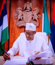 Buhari signs Executive Order on National Public Building Maintenance Policy