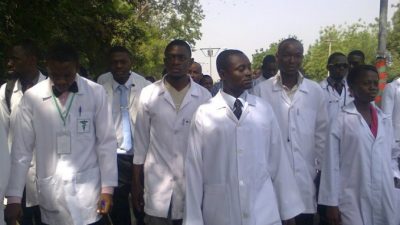 Striking doctors refuse to sign new MoU with FG after marathon six-hour meeting