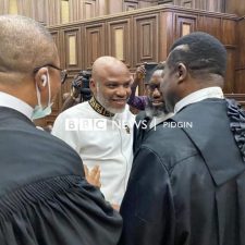 Court adjourns Nnamdi Kanu’s trial, as he objects to fresh charges against him