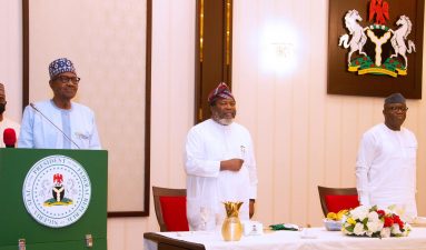 PHOTO NEWS: President Buhari holds dinner with the 2022 Committee Jan. 31, 2022