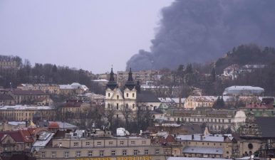 Explosions reported in Ukraine’s western haven near Polish border