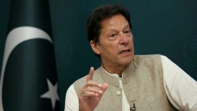After weeks of turmoil, Imran Khan is ousted as prime minister of Pakistan
