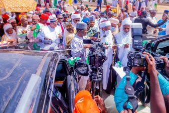 ZAMFARA: Sultan of Sokoto inaugurates Gov Matawalle’s 260 cars for traditional rulers, new headquarters for state’s Council of Ulama