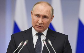 Putin congratulates leaders, people of CIS states, Abkhazia, South Ossetia with May 9