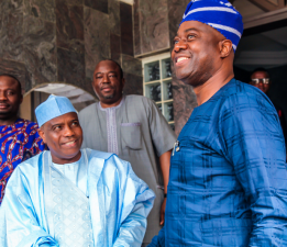 Tambuwal promises to address nation’s challenge, as he meets PDP delegates in Ibadan