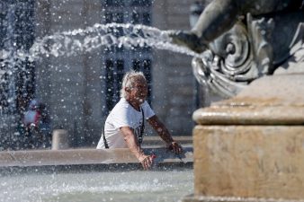 UK breaches 40°C for first time as heatwave batters Europe
