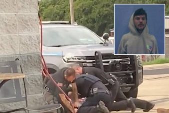 US’ Arkansas State police officers suspended after video on social media showed them assaulting subdued man in violent arrest