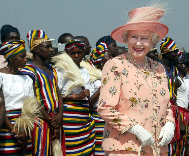 Queen-Elizabeth-in-Africa.jpg
