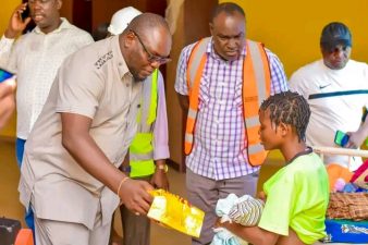 Idiovwa visits IDP Evwreni, Enenurhie IDP camps, donates cash, others worth millions naira to victims