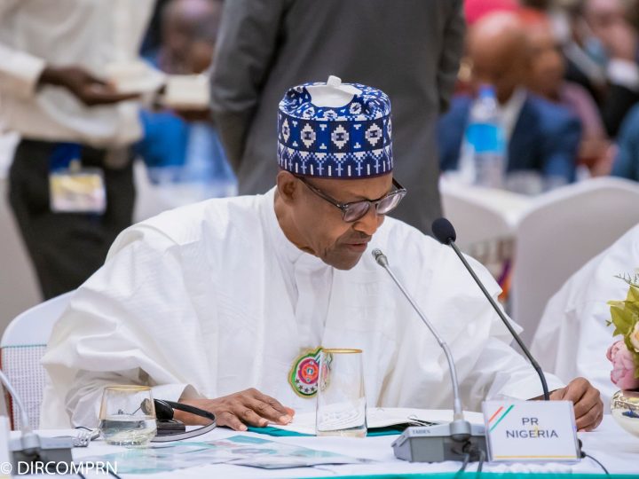 President-Buhari-at-the-launch-of-the-french-version-of-his-biography.-min.jpg