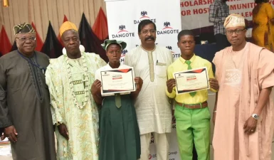 REFINERY: Dangote awards scholarships to 460 students in host communities