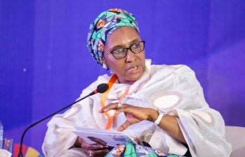 FUEL SUBSIDY: Ahead removal, Nigeria secures $800m World Bank facility for palliatives