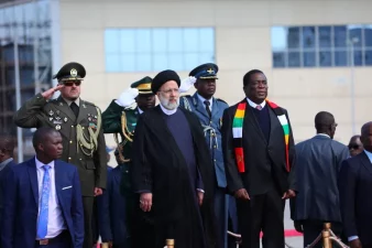 Iran signs agreements with Zimbabwe as Raisi wraps up Africa tour