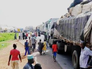 HUNGER-IN-THE-LAND: Truck conveying food items with Tinubu’s image attacked in Ondo 